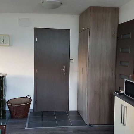 Room With A High Tatras View And Fireplace Štrba Екстериор снимка